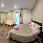 Bed & Breakfast Vacanze Partenopee - San Liborio 4*